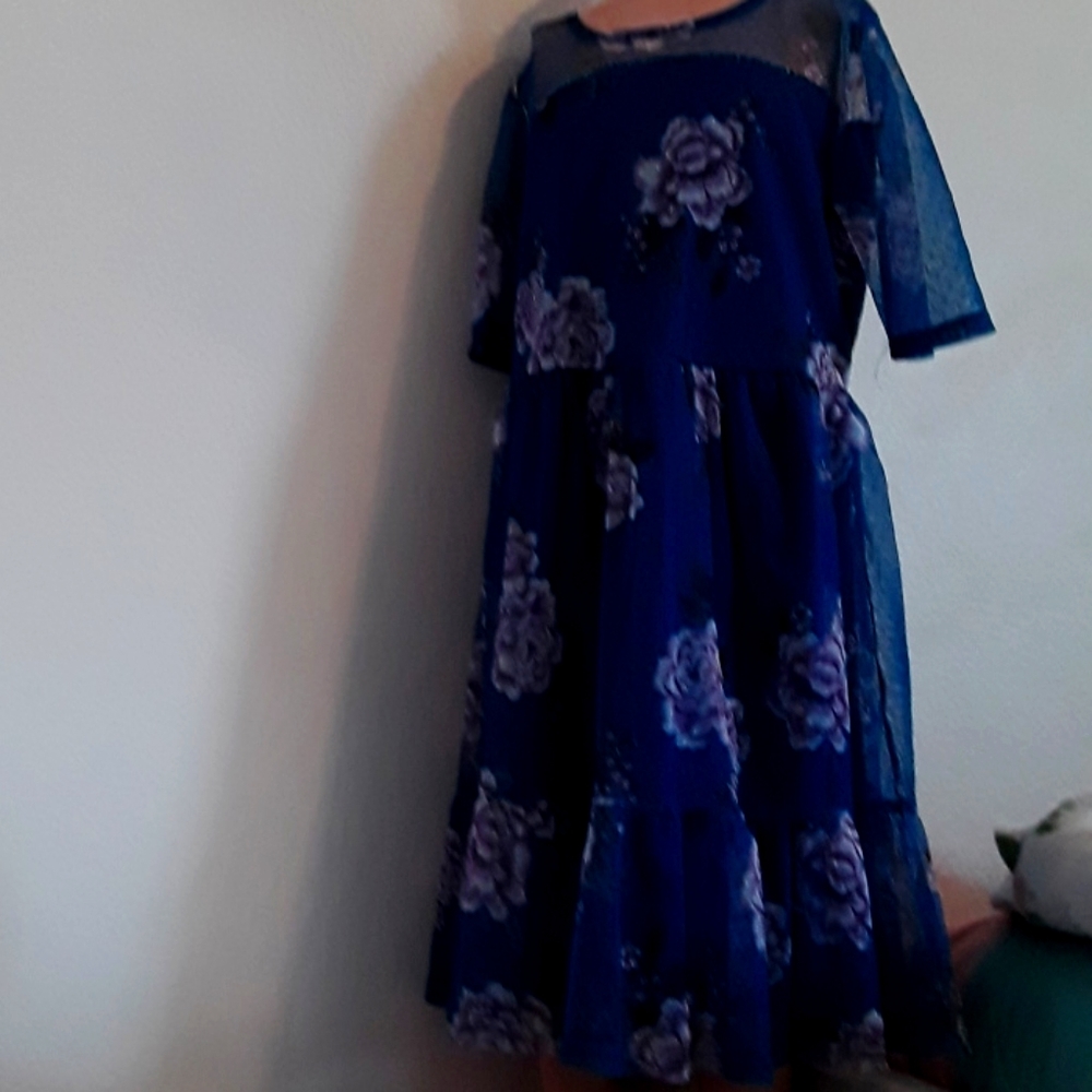 Cute flower drees for size 10/12